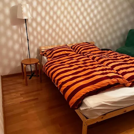 Schoene Dg - In Apartment *